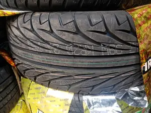 235/55r17 Kenda Tyre (KAISER KR20)