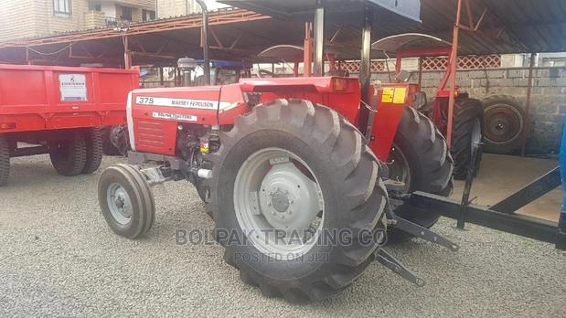 Massey Ferguson* Mf375 - thumbnail 3