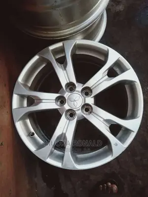 Mistubish Outlander Original Rims