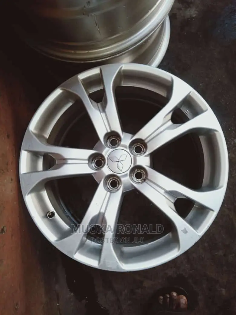 Mistubish Outlander Original Rims