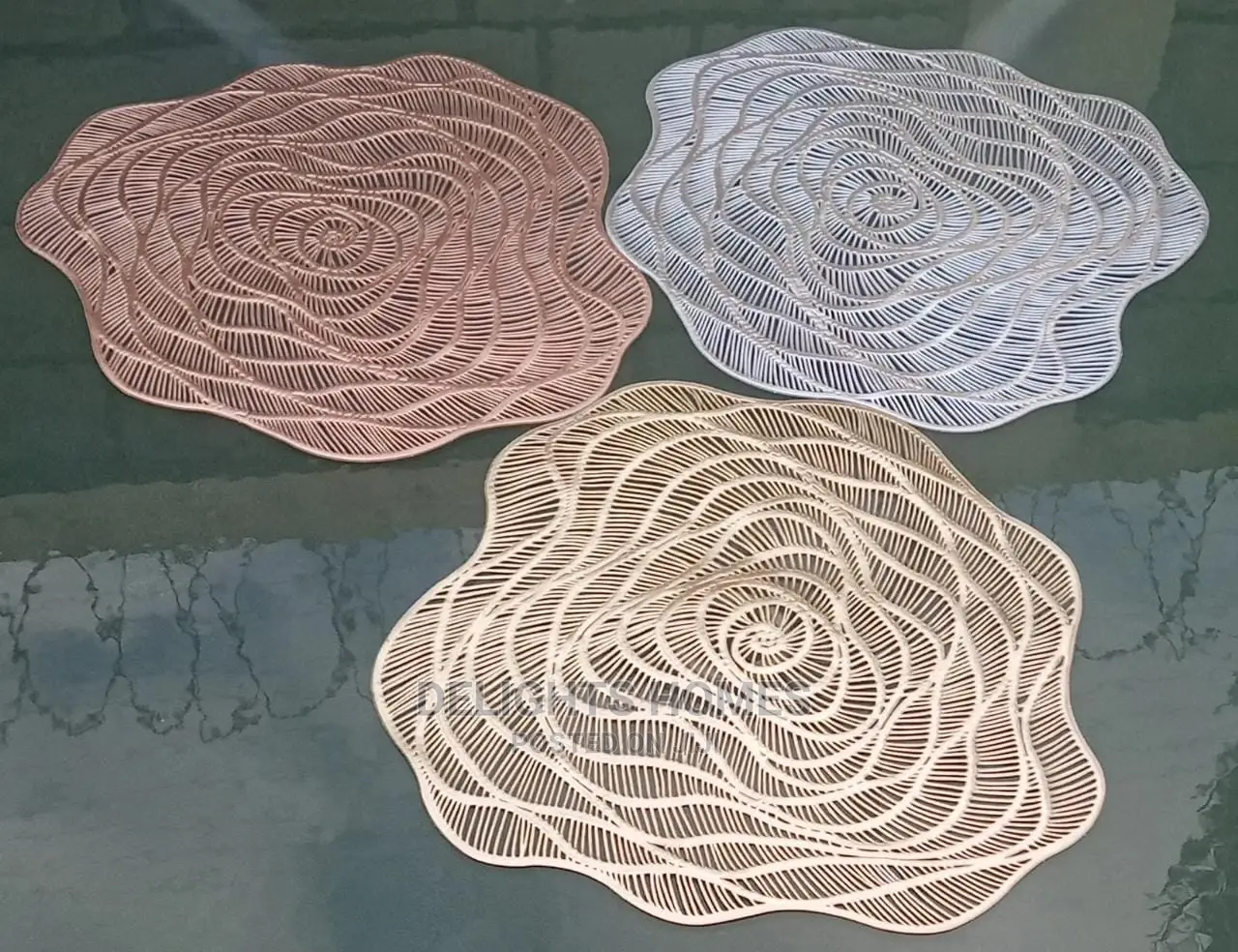 6pcs Classy Non ~ Woven Tablemats