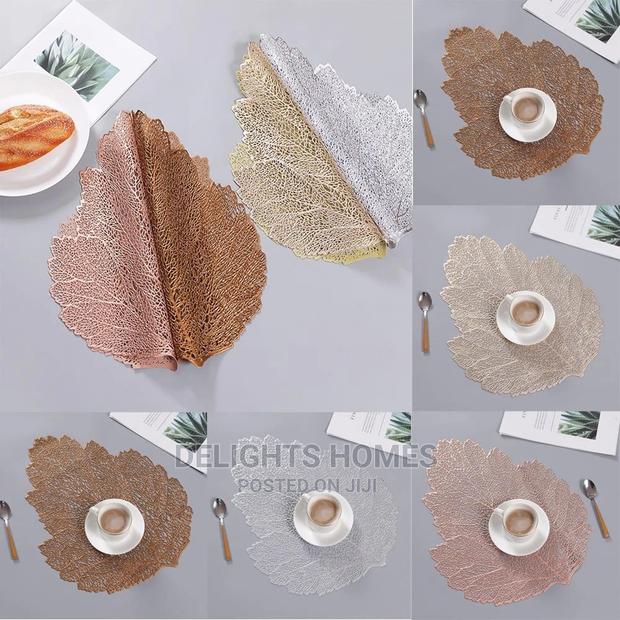 6pcs Classy Non ~ Woven Tablemats