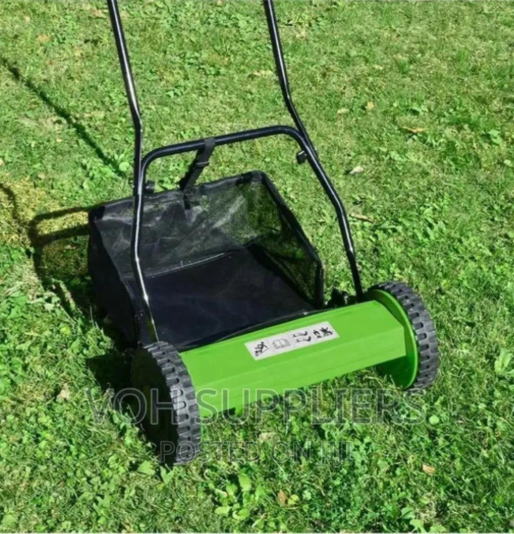 Manual Reel Grass Cutter