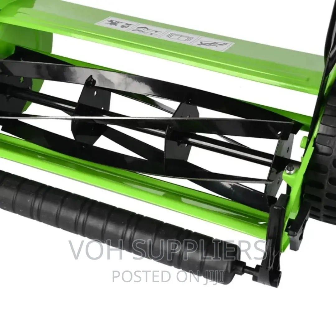 Manual Reel Grass Cutter