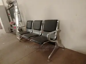 Airport Padded Link Chair.