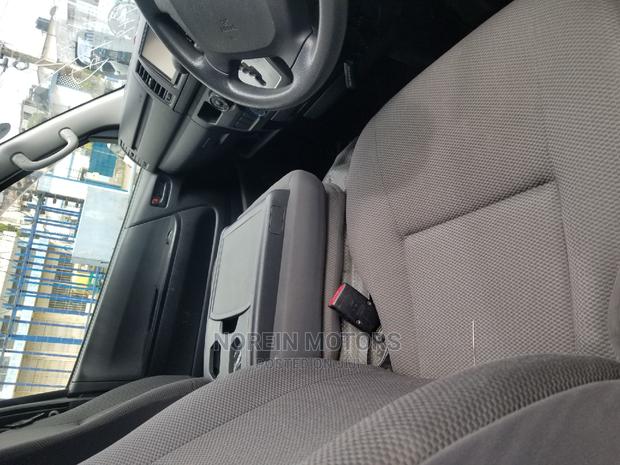Toyota HiAce 2015 Black - thumbnail 4