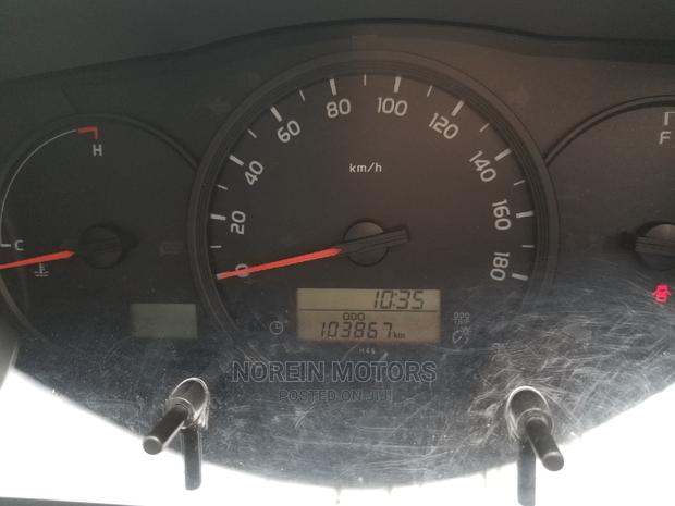 Toyota HiAce 2015 Black - thumbnail 7