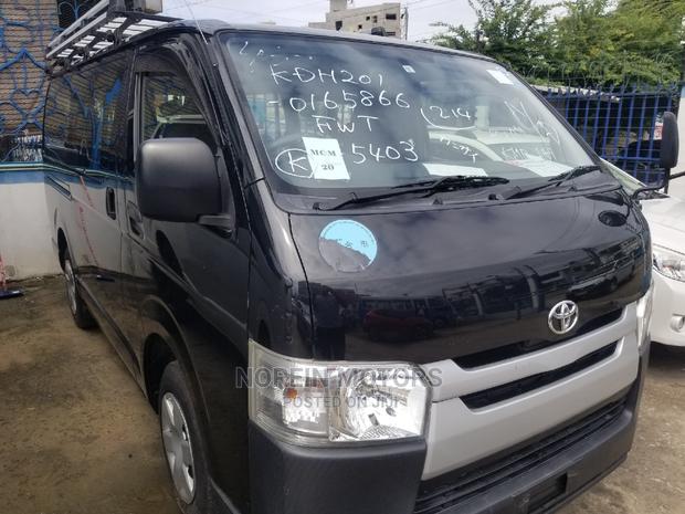 Toyota HiAce 2015 Black - thumbnail 2