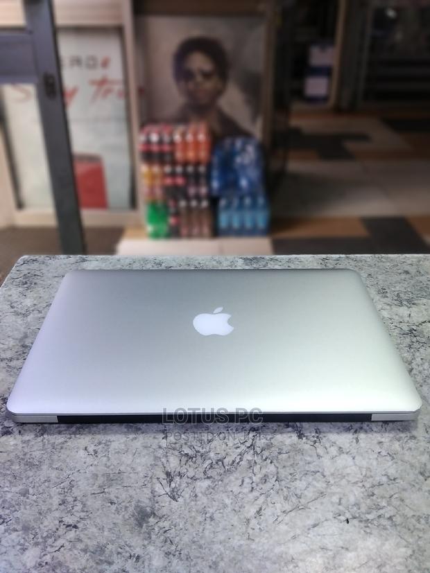 Laptop Apple MacBook 2015 8GB Intel Core I5 SSD 256GB - thumbnail 2