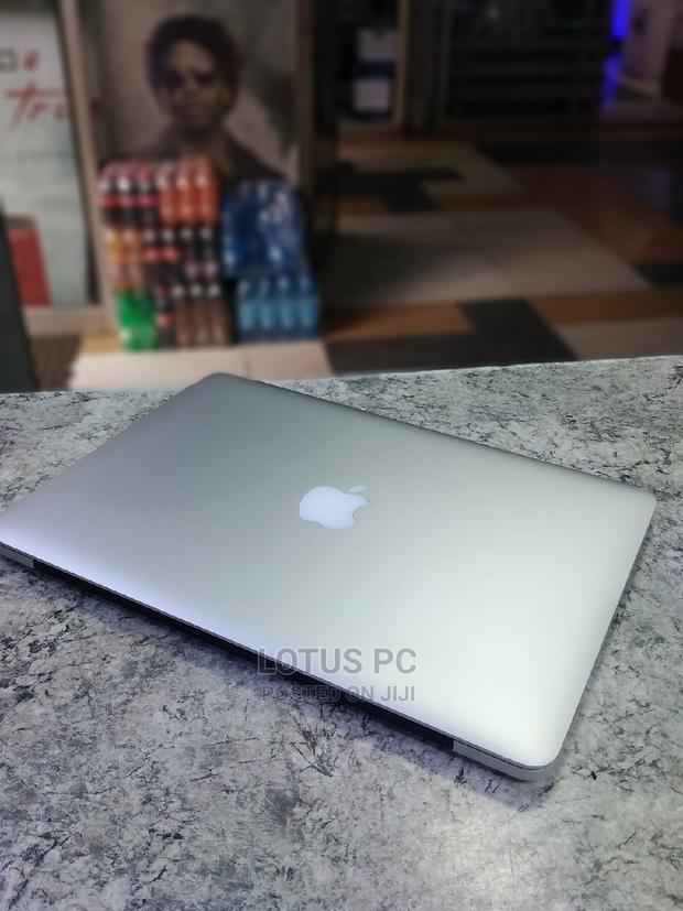 Laptop Apple MacBook 2015 8GB Intel Core i5 SSD 256GB - thumbnail 3