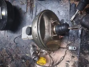 Brake Booster and Brake Master Cylinder Tata 207