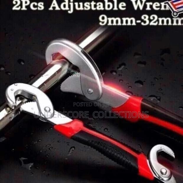 Universal 2 Set Wrenches - main view