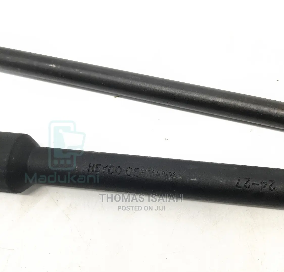 24 - 27 Canter Wheel Spanner Tyre Lever Combo