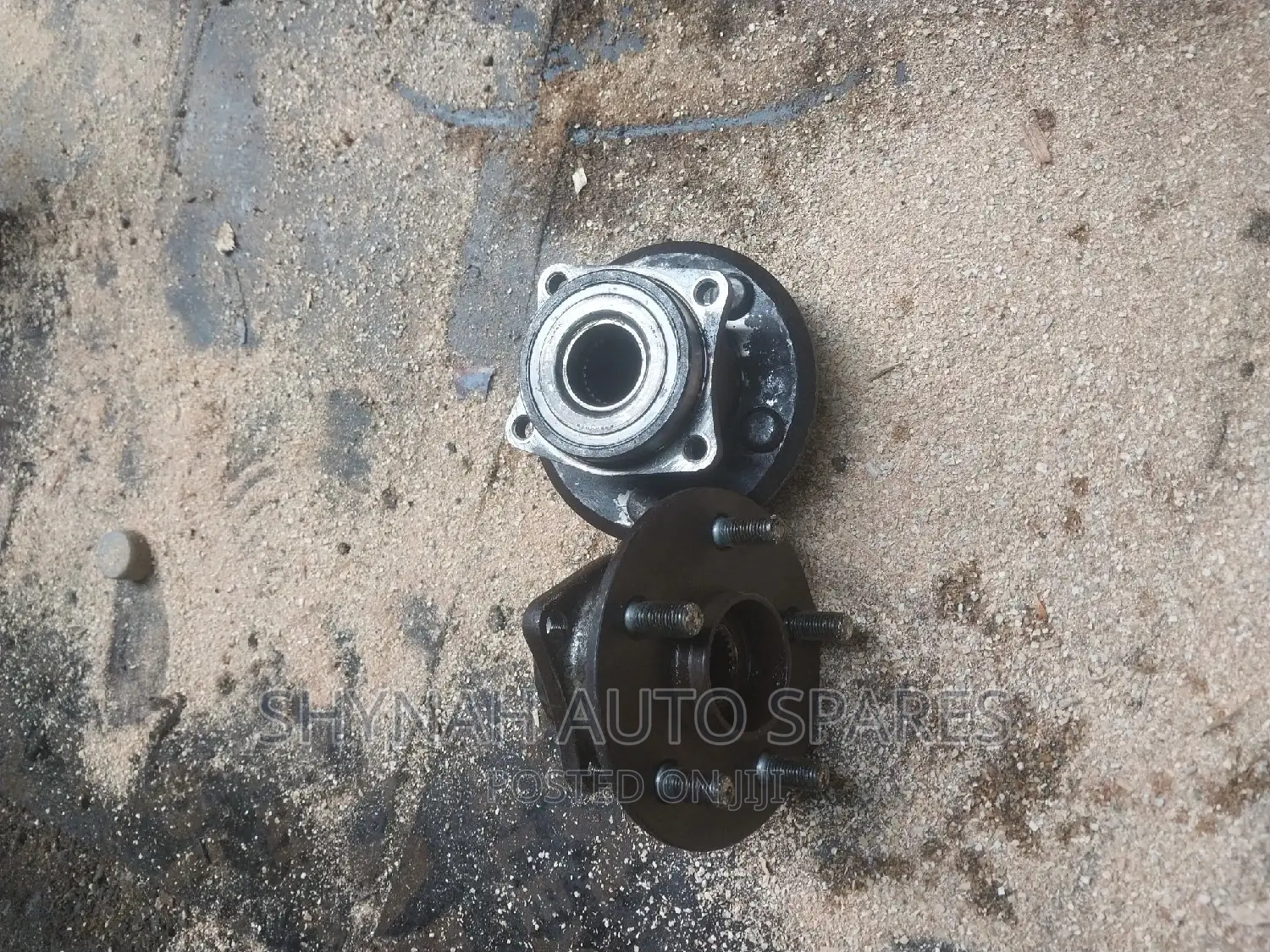 Rear Hubs Toyota Premio 4wd