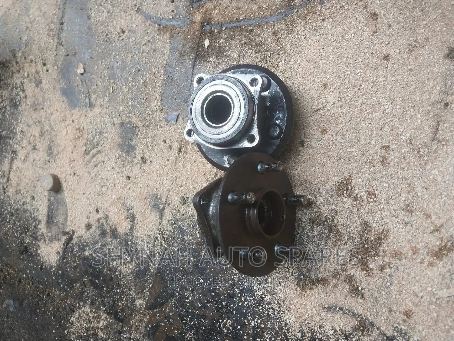 Rear Hubs Toyota Premio 4wd