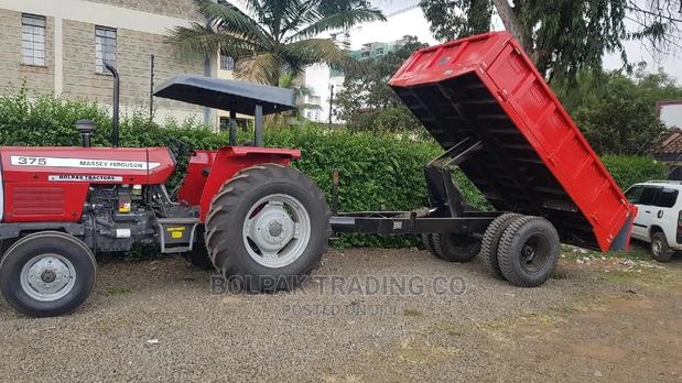 Massey Ferguson With Trailer - thumbnail 3