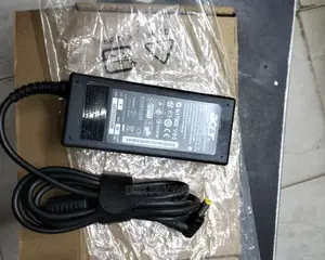 Accer 19 v Laptop Charger