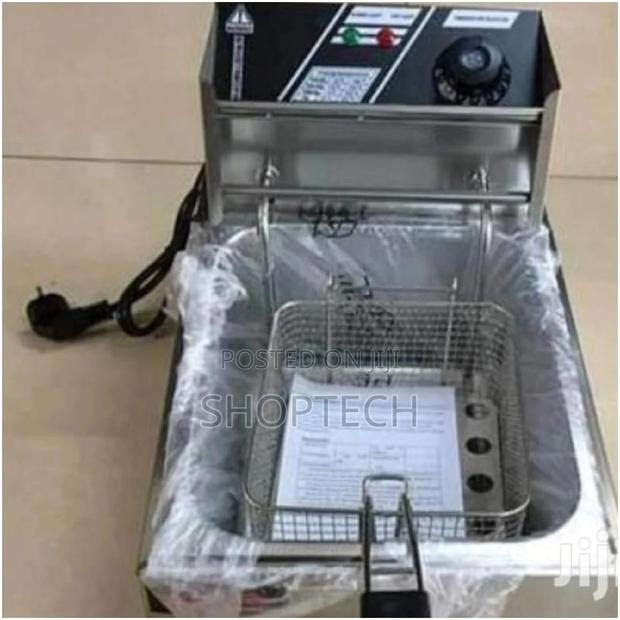 Electric 6 Litres Single Deepfryer. - main view