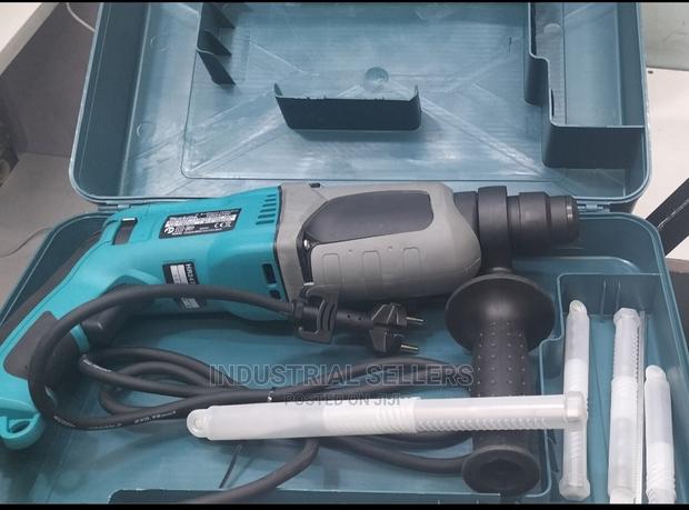 Makita 780w Rotary Hammer