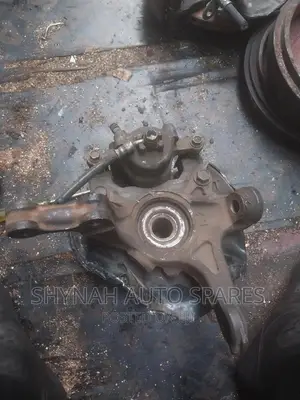 Front Hub Honda Fit