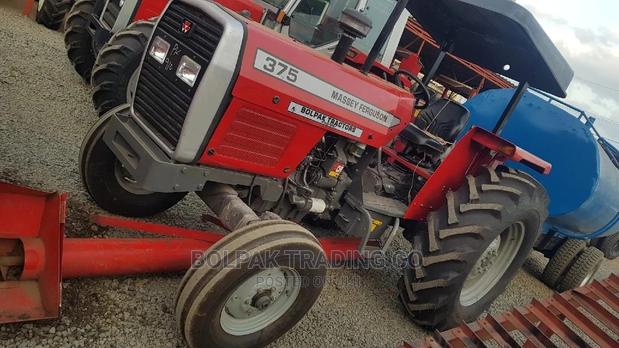 Massey Ferguson** Zero Mileage 375 - thumbnail 2