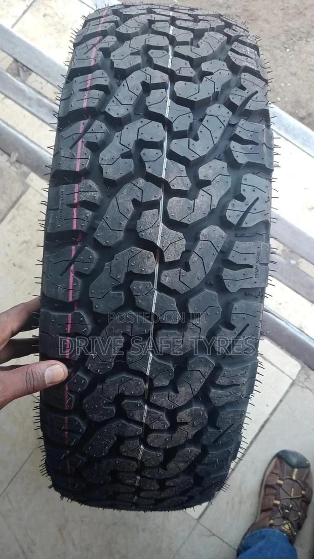 225/75 R15 Durun Tyre (China)