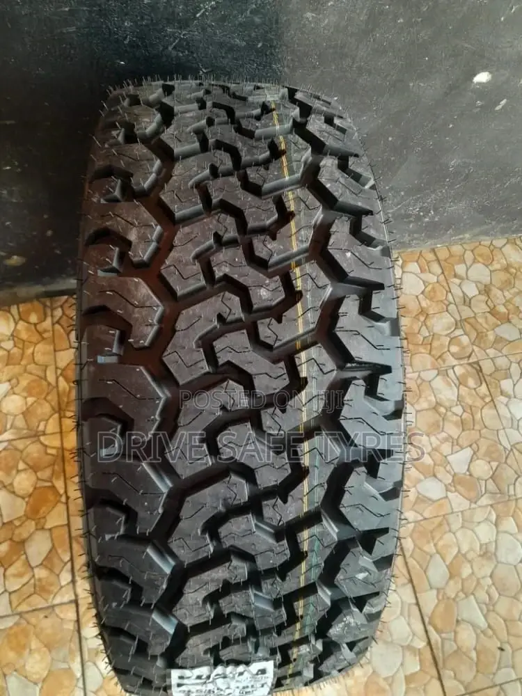 265/75 R16 Durun Tyre Made in (China)