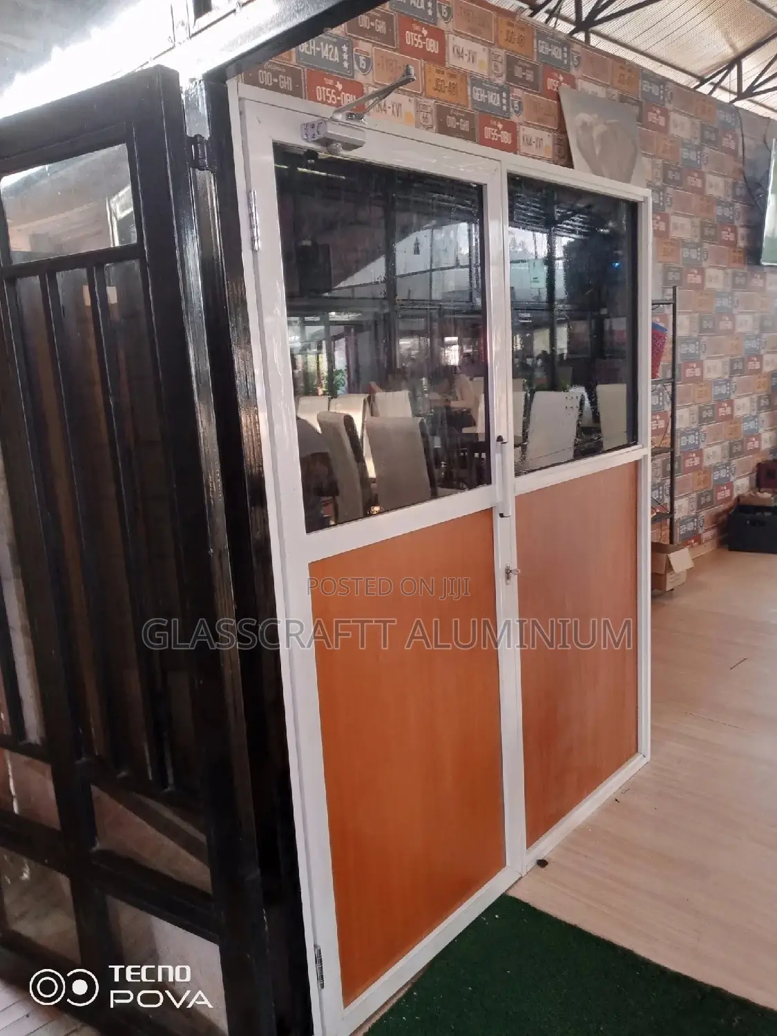 Cashier Booth