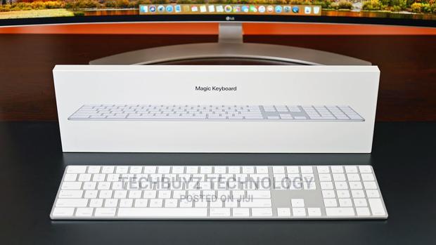 Apple Magic Keyboard With Numeric Keypad - MRMH2LL/A - thumbnail 4