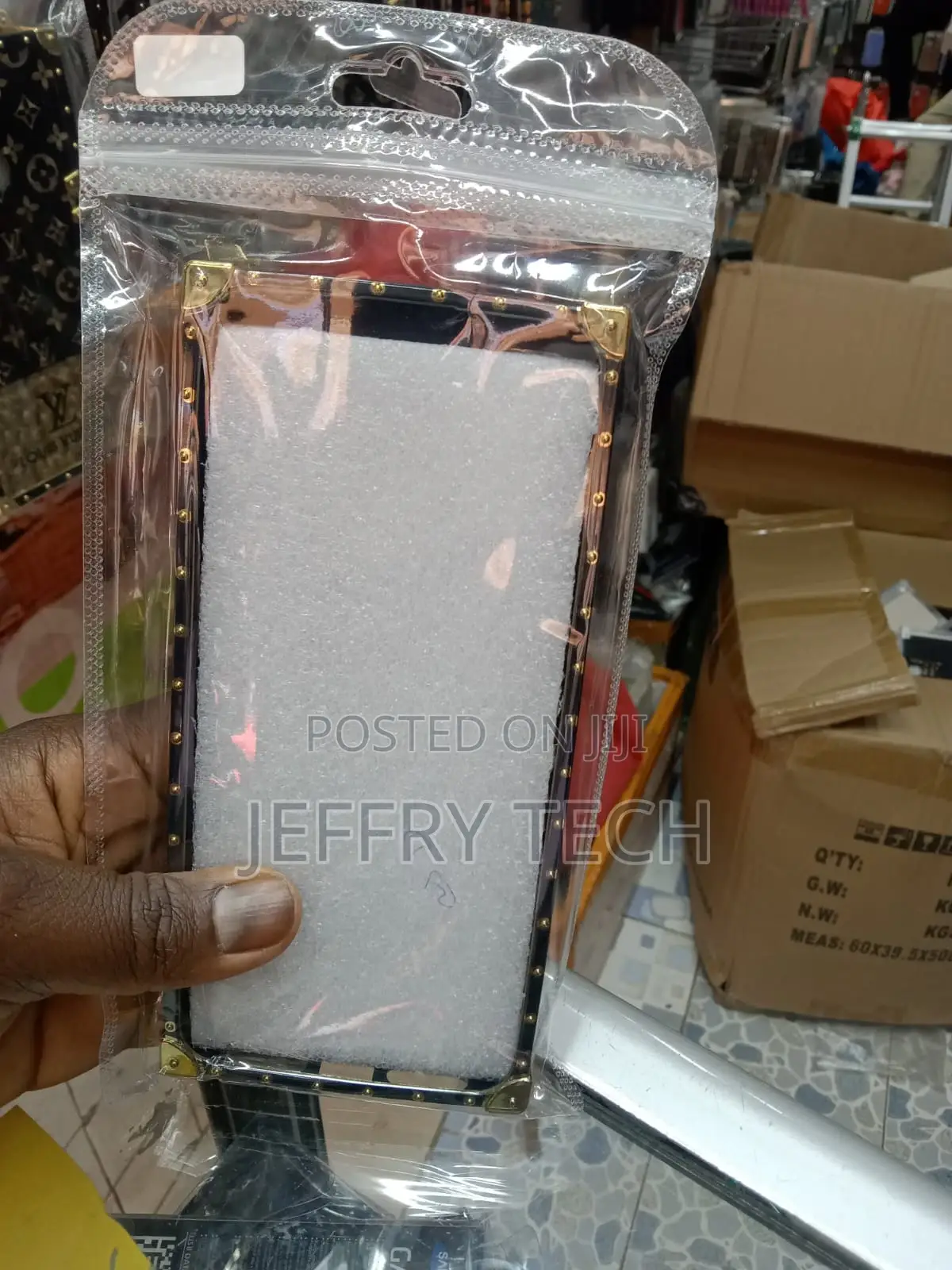 Louis Vuitton Phone Case A31