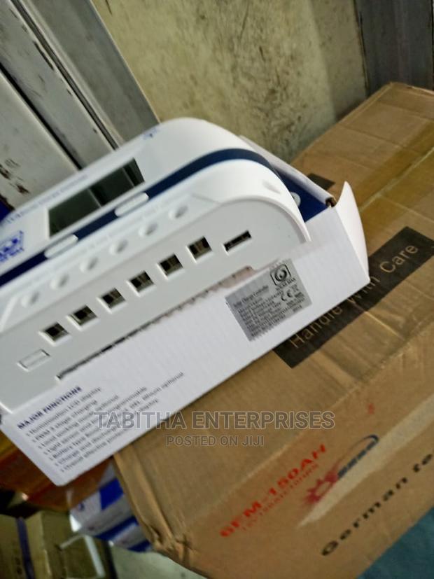 Solar Charge Controller Modern - main view