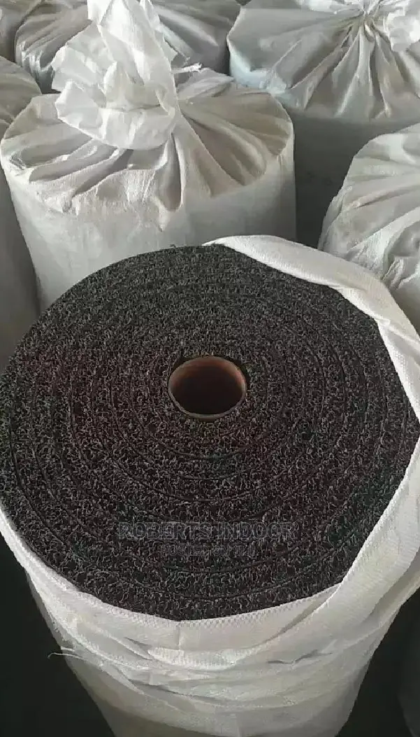 Black Spaghetti Pvc Coil Carpet