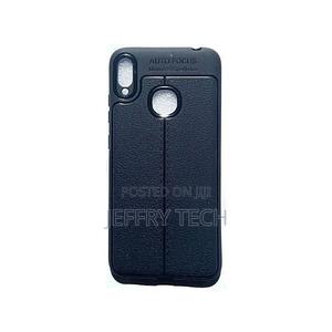 Camon 11 Auto Focus Back Case – Black - thumbnail 2