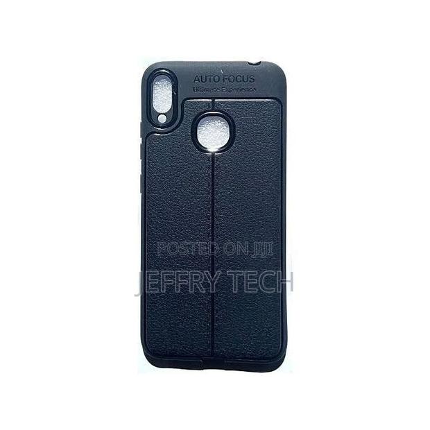 Camon 11 Auto Focus Back Case – Black - main view