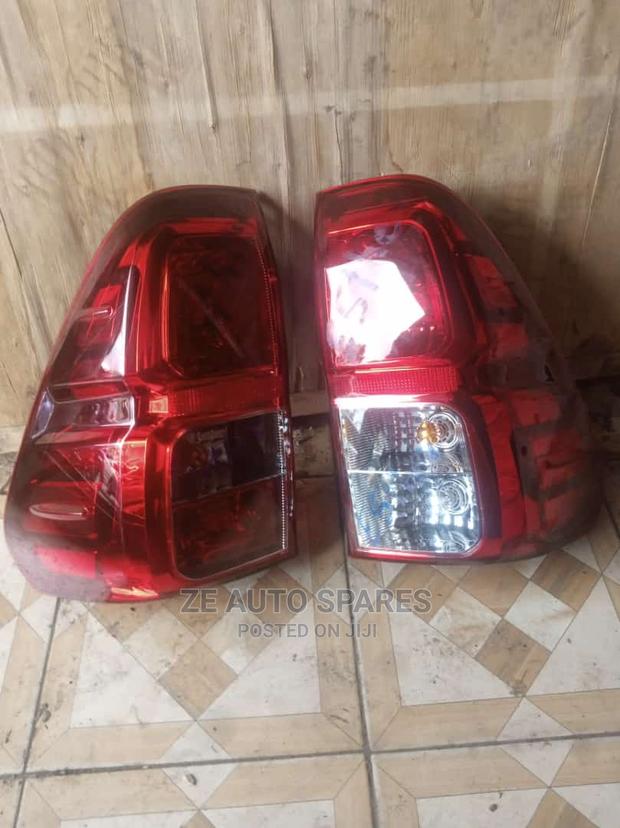 Hilux Back Light 2012 - main view