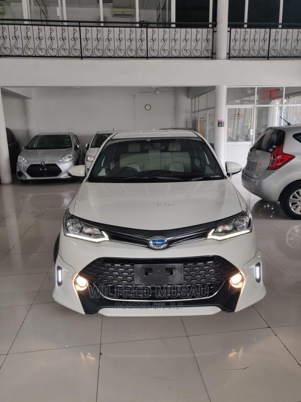 Toyota Fielder 2016 White