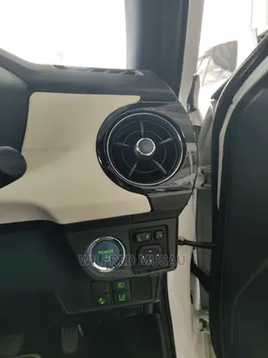 Toyota Fielder 2016 White