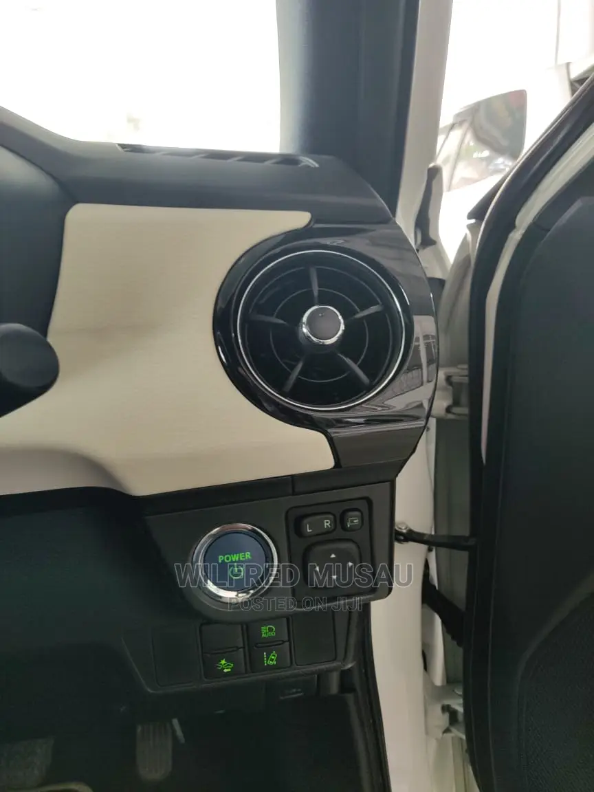 Toyota Fielder 2016 White