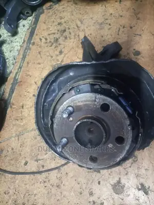 Rear Wheel Hub Toyota Avensis Available.