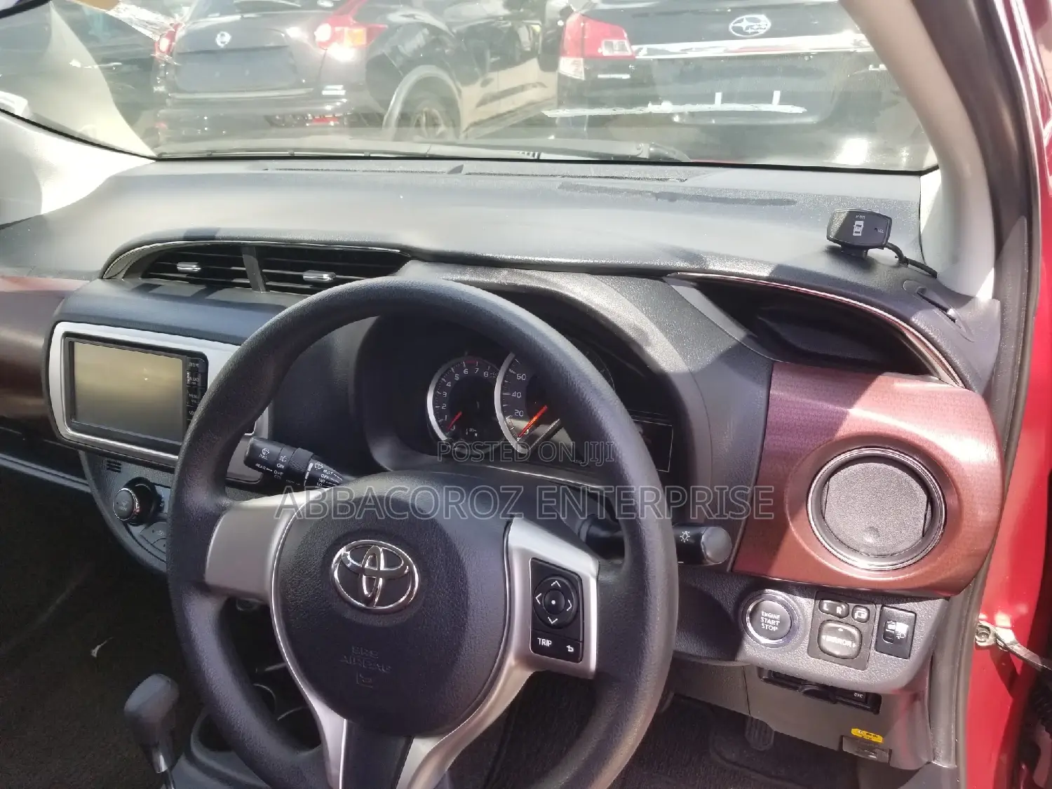 Toyota Vitz 1.3 FWD 3dr 2015 Red