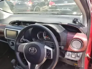 Toyota Vitz 1.3 FWD 3dr 2015 Red