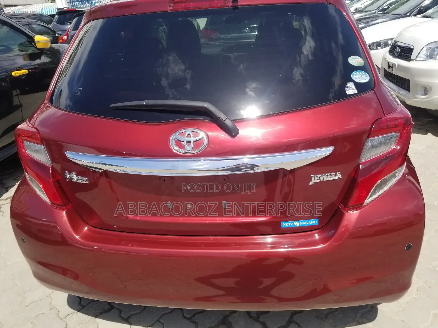Toyota Vitz 1.3 FWD 3dr 2015 Red