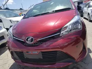 Toyota Vitz 1.3 FWD 3dr 2015 Red