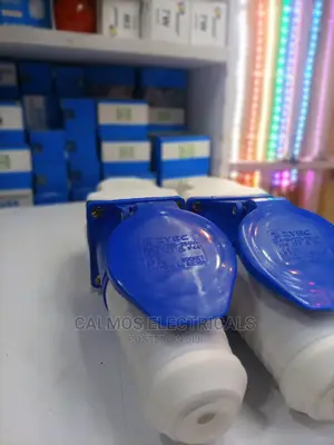 3pin Industrial Socket With Plugs