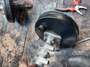 Brake Master Cylinder and Booster Isuzu 3.3
