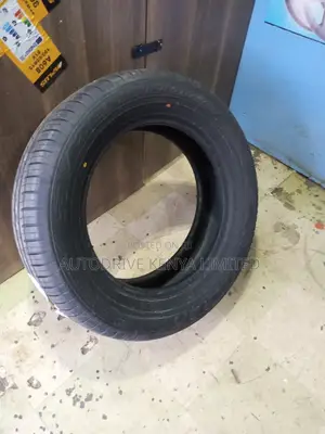 235/60r18 Falken Tyre