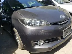 Toyota Wish 2015 Gray