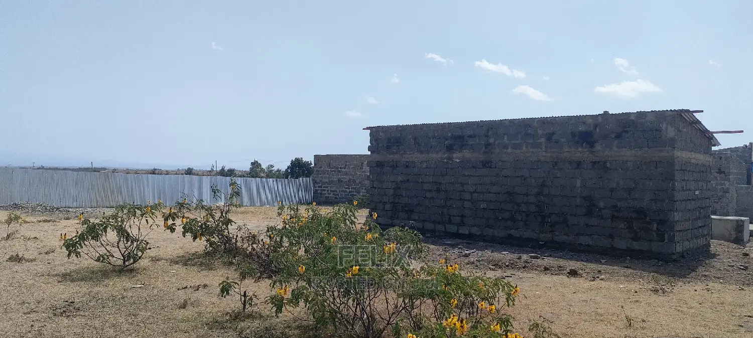 Narumoru/Nanyuki Highway 0.063 Ha