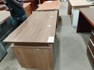 Office Desk Office Desk 1.6m.