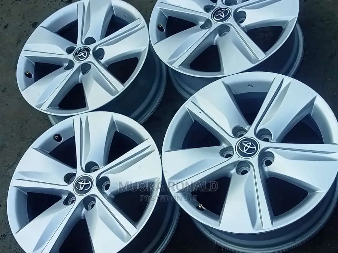 Toyota Harrier Original Rims
